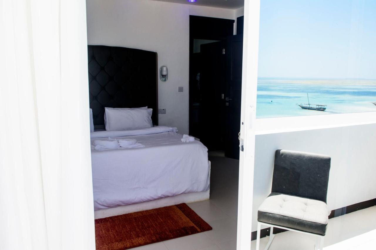 كيندوا Lazy Beach Hotel المظهر الخارجي الصورة